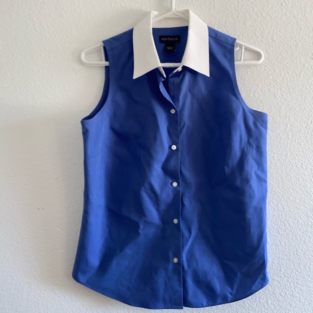 ann taylor button up vest periwinkle color